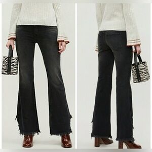 We The Free- Black flare frayed hem jeans
